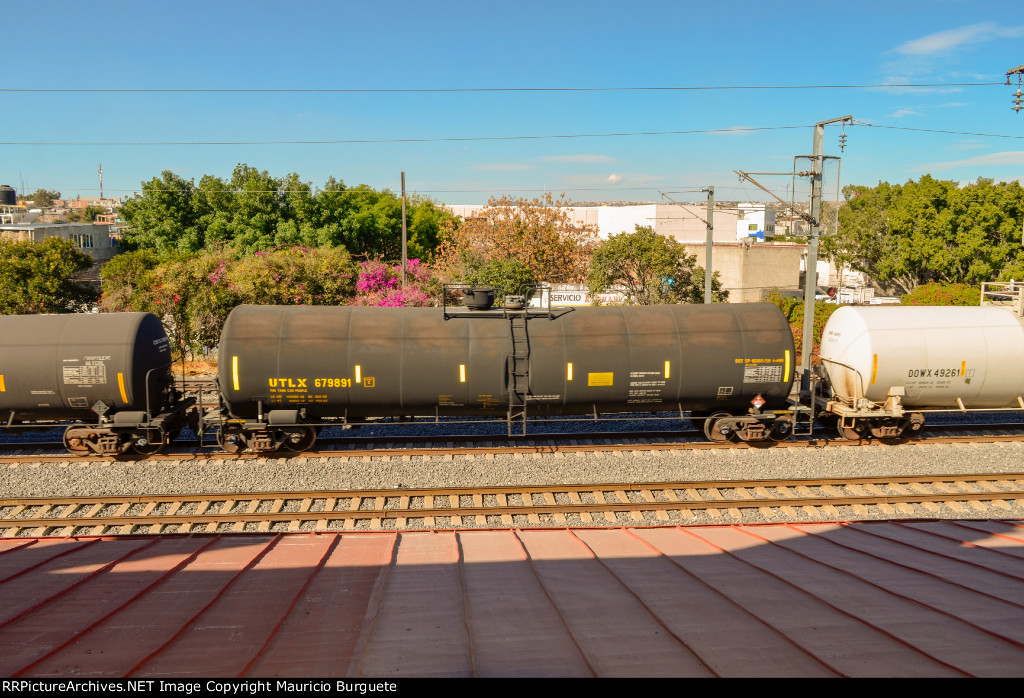 UTLX Tank Car